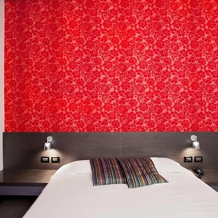 Ma Hotel