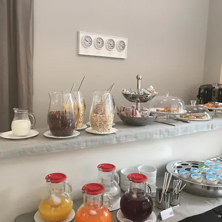 Ma Hotel