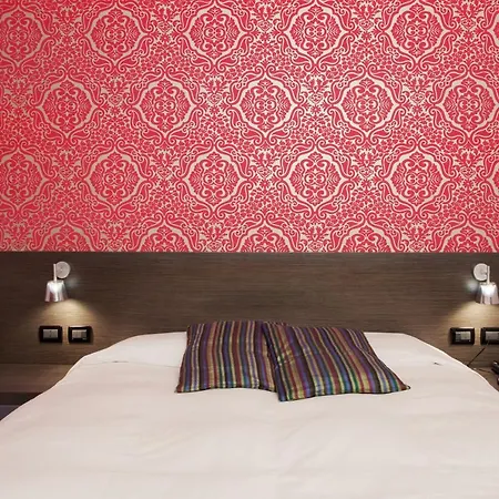 Ma Hotel 3*